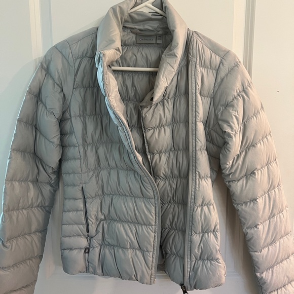 Ladies xxs down jacket Athleta amazing condition - Picture 5 of 9